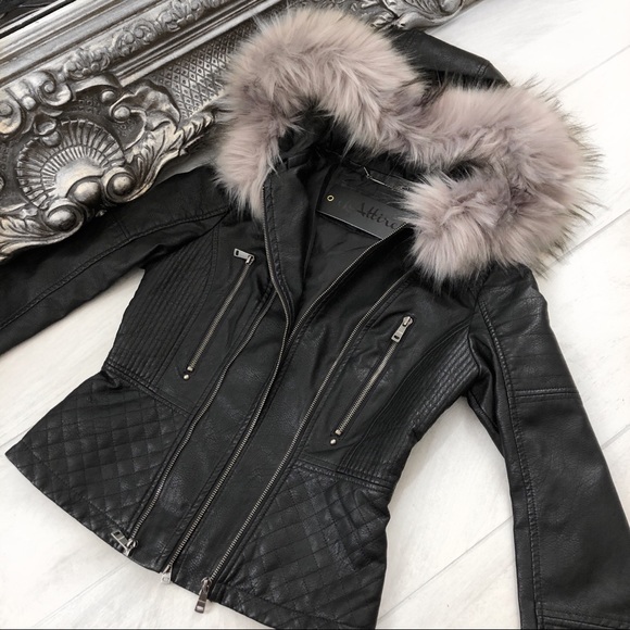 EKATTIRE - Picture 6 of 7